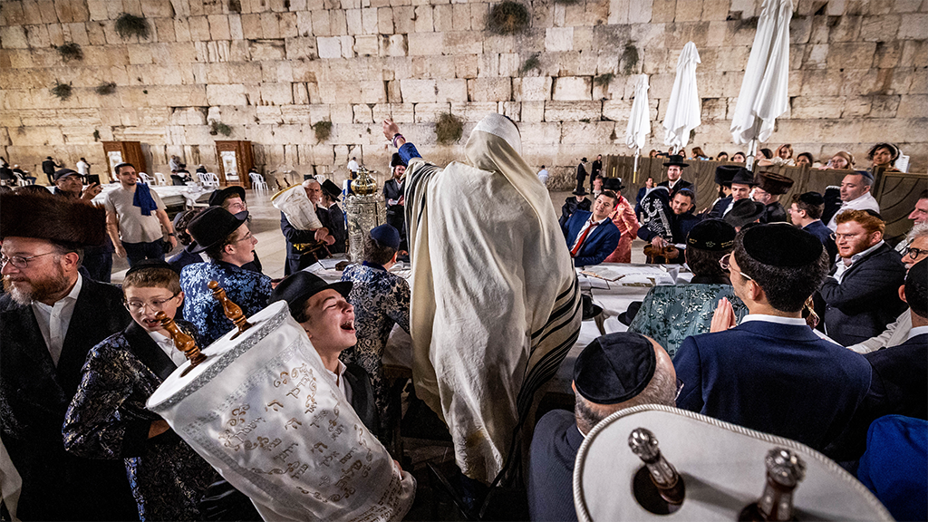 Shemini Atzeres is the Most Special Day of Year that Most Know Absolutely Nothing About